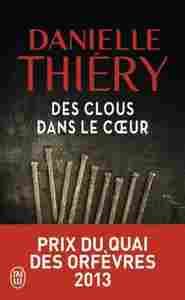 DES CLOUS DANS LE COEUR