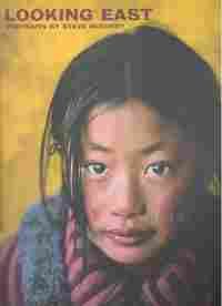 LOOKING EAST. PORTRAITS BY STEVE MCCURRY